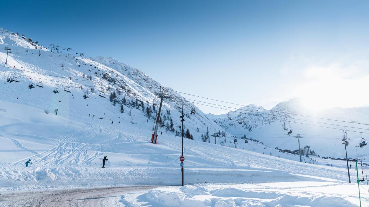 Apex2100 International Ski Academy Tignes Exterior foto
